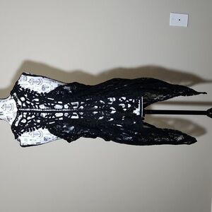 Daytrip Black High Low Lightweight Vest Women's Large